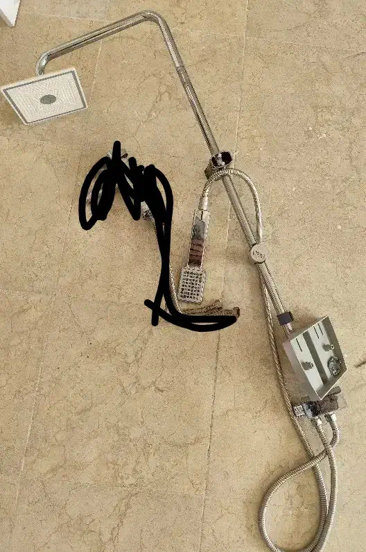 دوش دو کاره سالم|لوازم حمام|سنندج, |دیوار