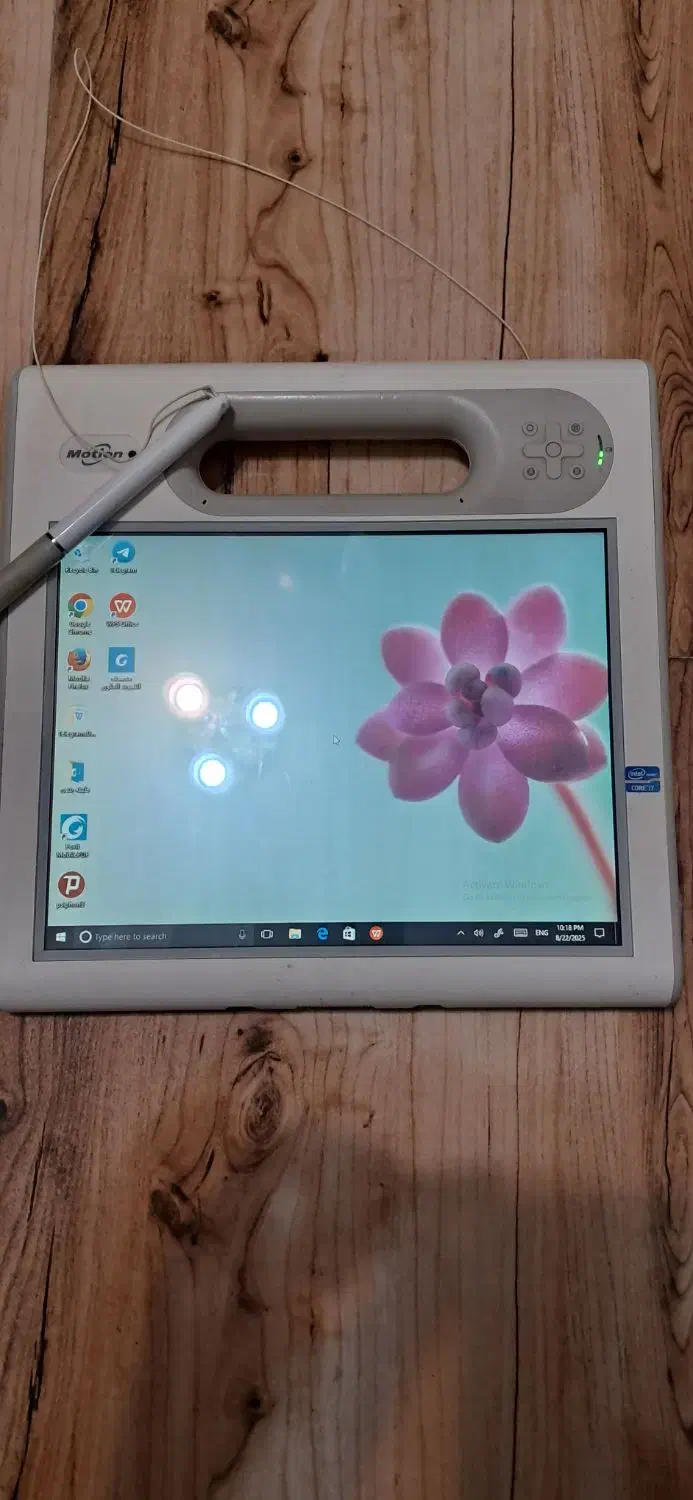 تبلت مهندسی . نظامی کانادایی motion|تبلت|خواف, |دیوار