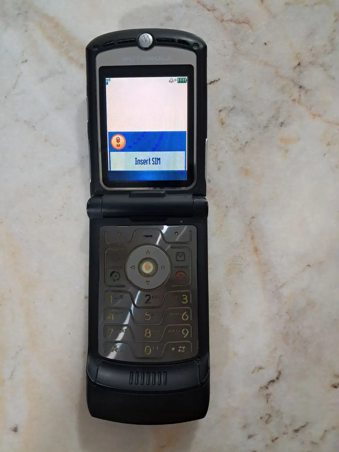 گوشی موتورولا v3|موبایل|کرج, کوی کارمندان جنوبی|دیوار