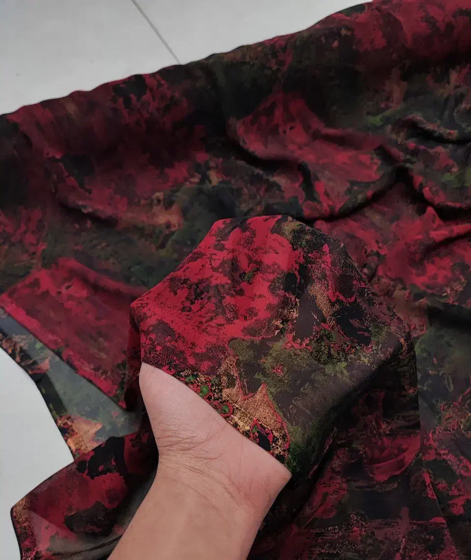 لباس رایگان|لباس|بانه, |دیوار