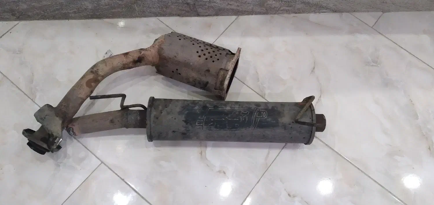 اگزوز|قطعات یدکی و لوازم جانبی|رشت, نخودچر|دیوار