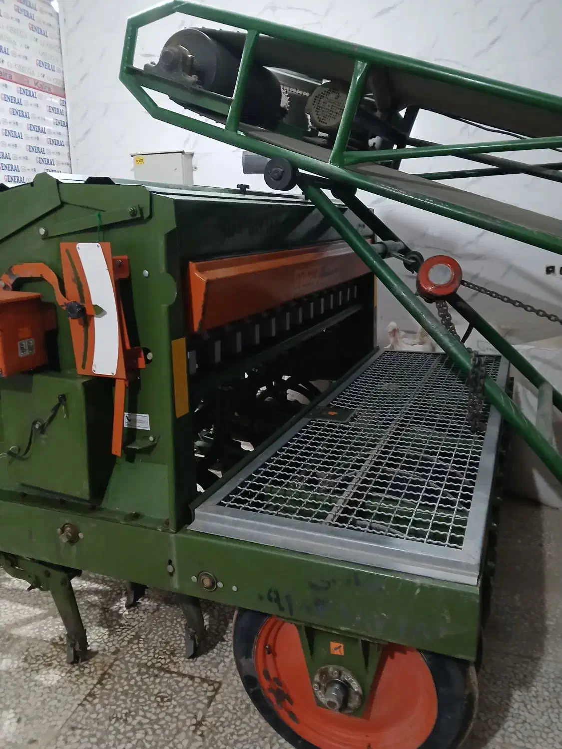 عمیقکار|ماشین‌آلات صنعتی|سردرود, |دیوار