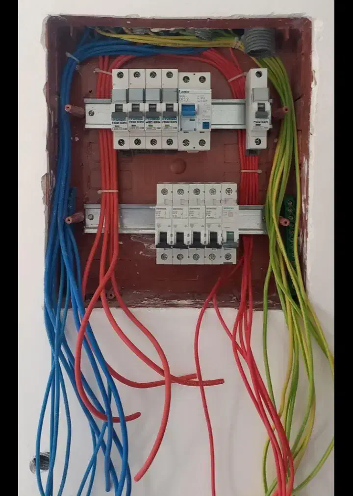 برقکاری سیم کشی. لوله کشی آب وفاضلاب|خدمات پیشه و مهارت|شادگان, |دیوار