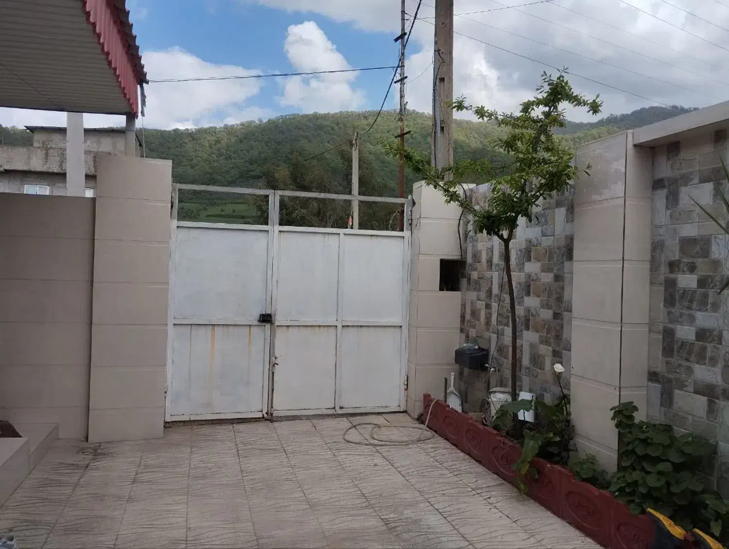 خونه ویلایی شیک روستا مرزبن آزادشهر|فروش خانه و ویلا|آزادشهر, |دیوار