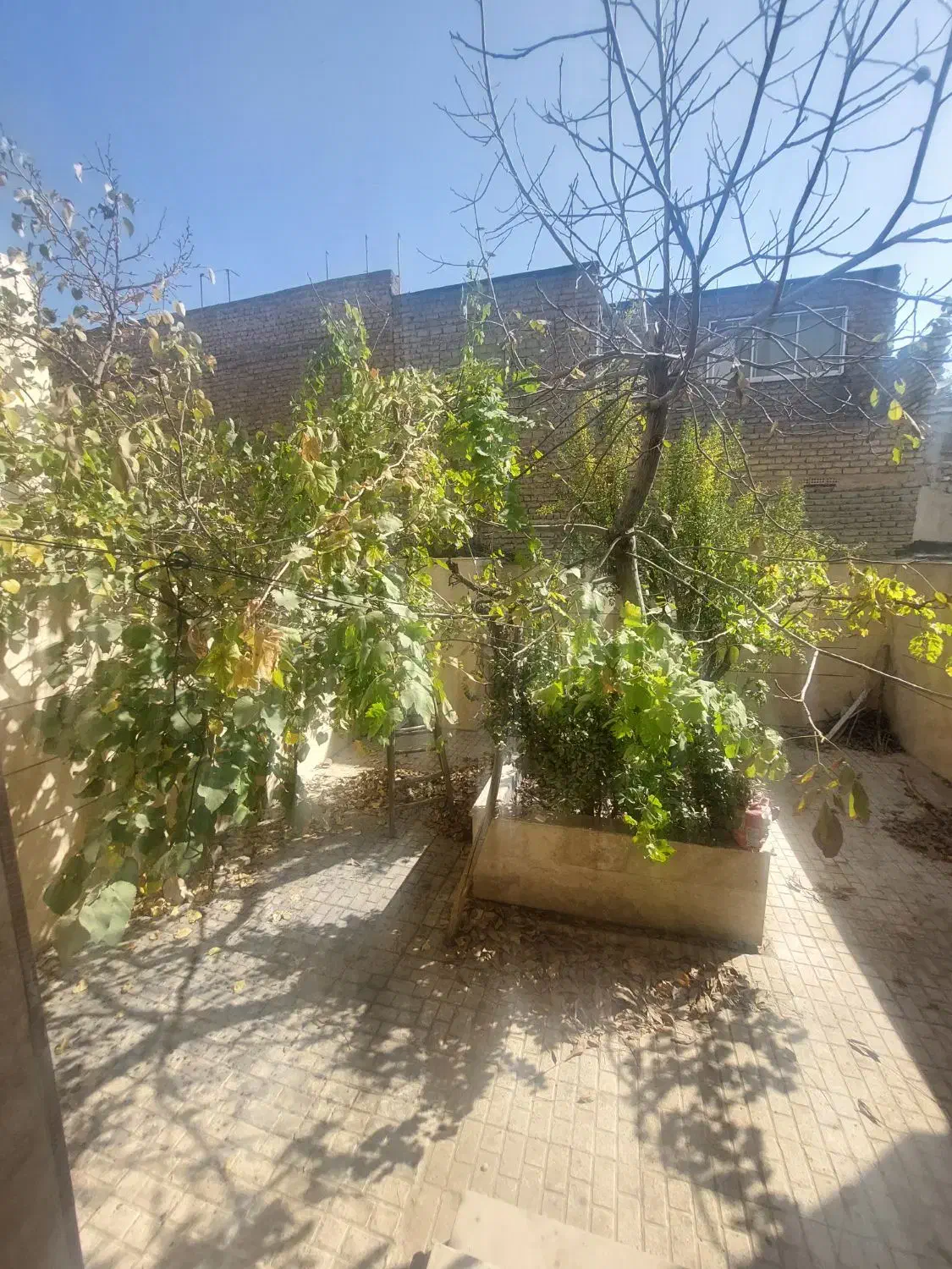 ویلایی۳طبقه بنا|فروش خانه و ویلا|مشهد, ولیعصر (شهرک غرب)|دیوار