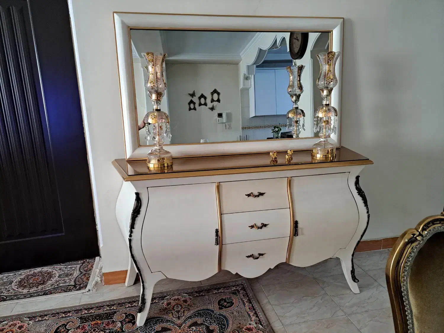 کنسول و شمعدان|بوفه، ویترین، کنسول|قرچک, مهدیه|دیوار