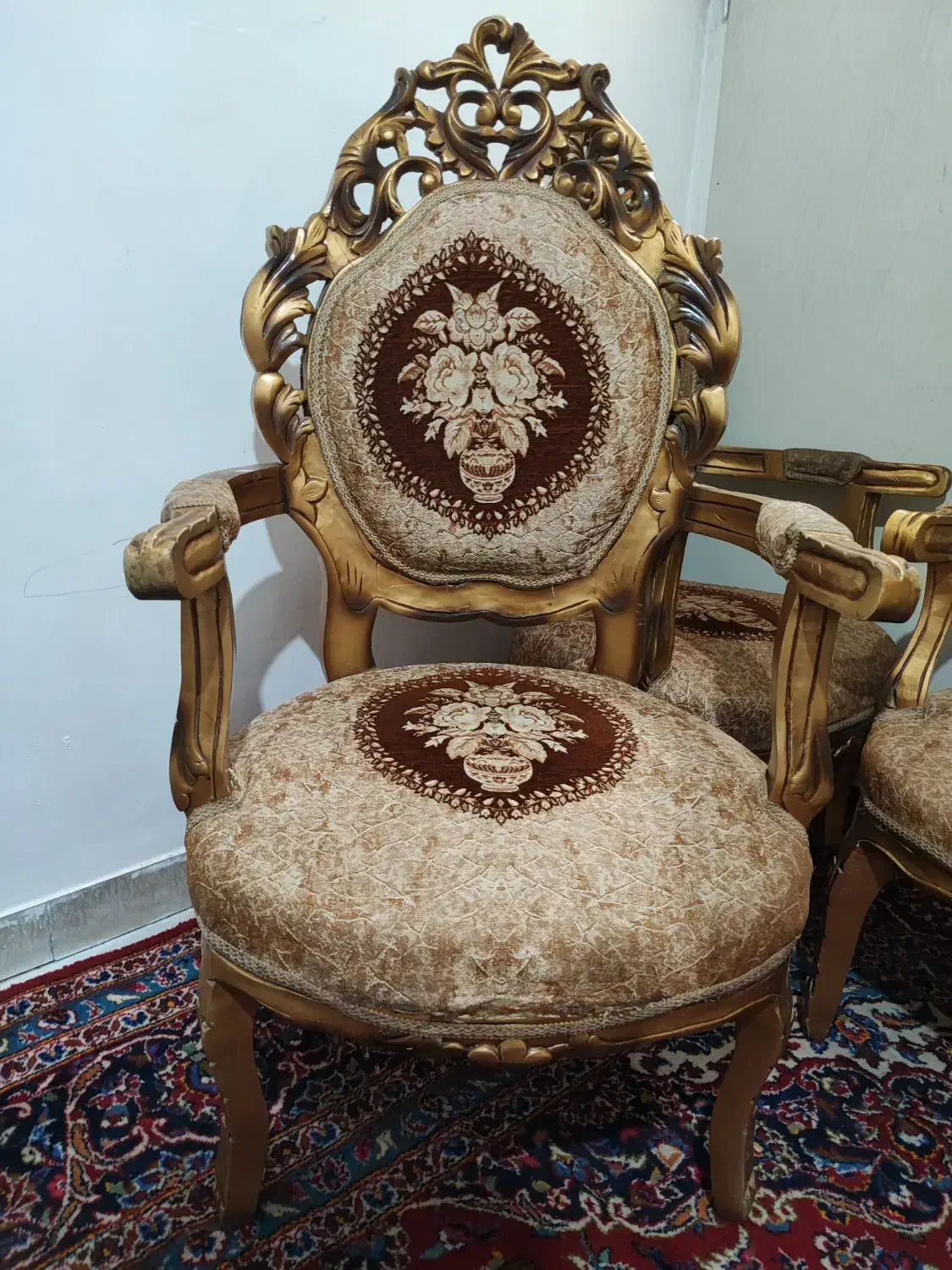 مبل ۹ نفره چوبی|مبلمان خانگی و میز عسلی|شیراز, جوادیه|دیوار