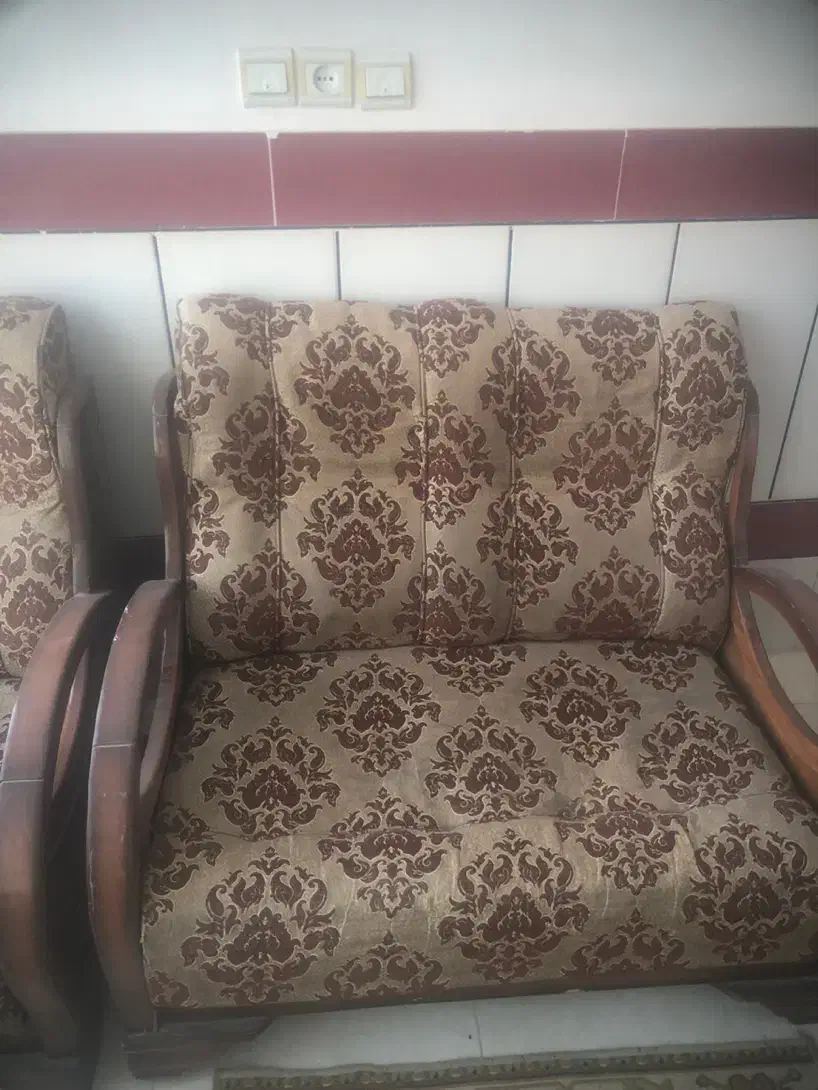 مبل چوبی ۸ نفره|مبلمان خانگی و میز عسلی|خمینی‌شهر, |دیوار