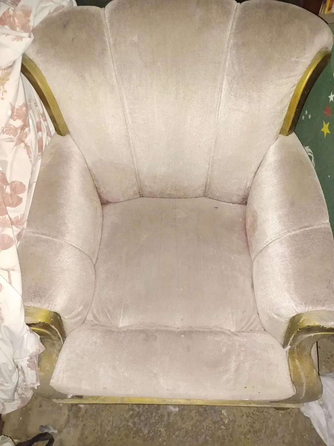 یک عدد مبل یک نفره|مبلمان خانگی و میز عسلی|بابل, |دیوار