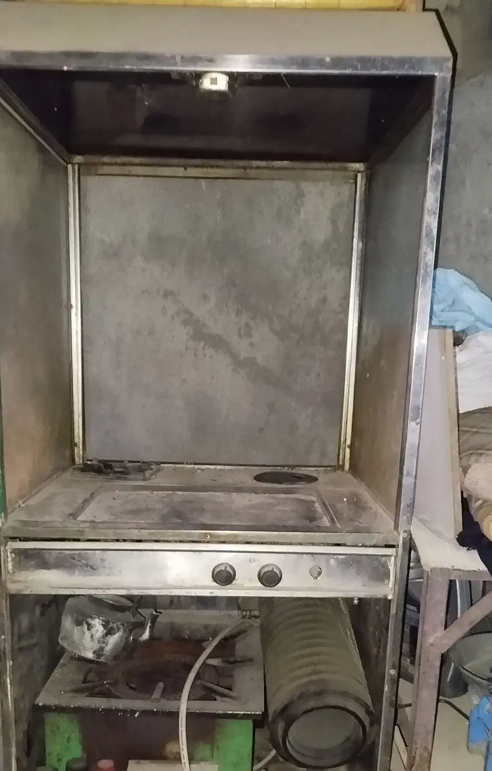 فر ساندویچی تک|کافی‌شاپ و رستوران|سلامی, |دیوار