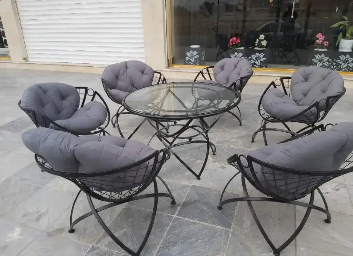 تجهیزات ویلایی|میز و صندلی غذاخوری|چمستان, |دیوار