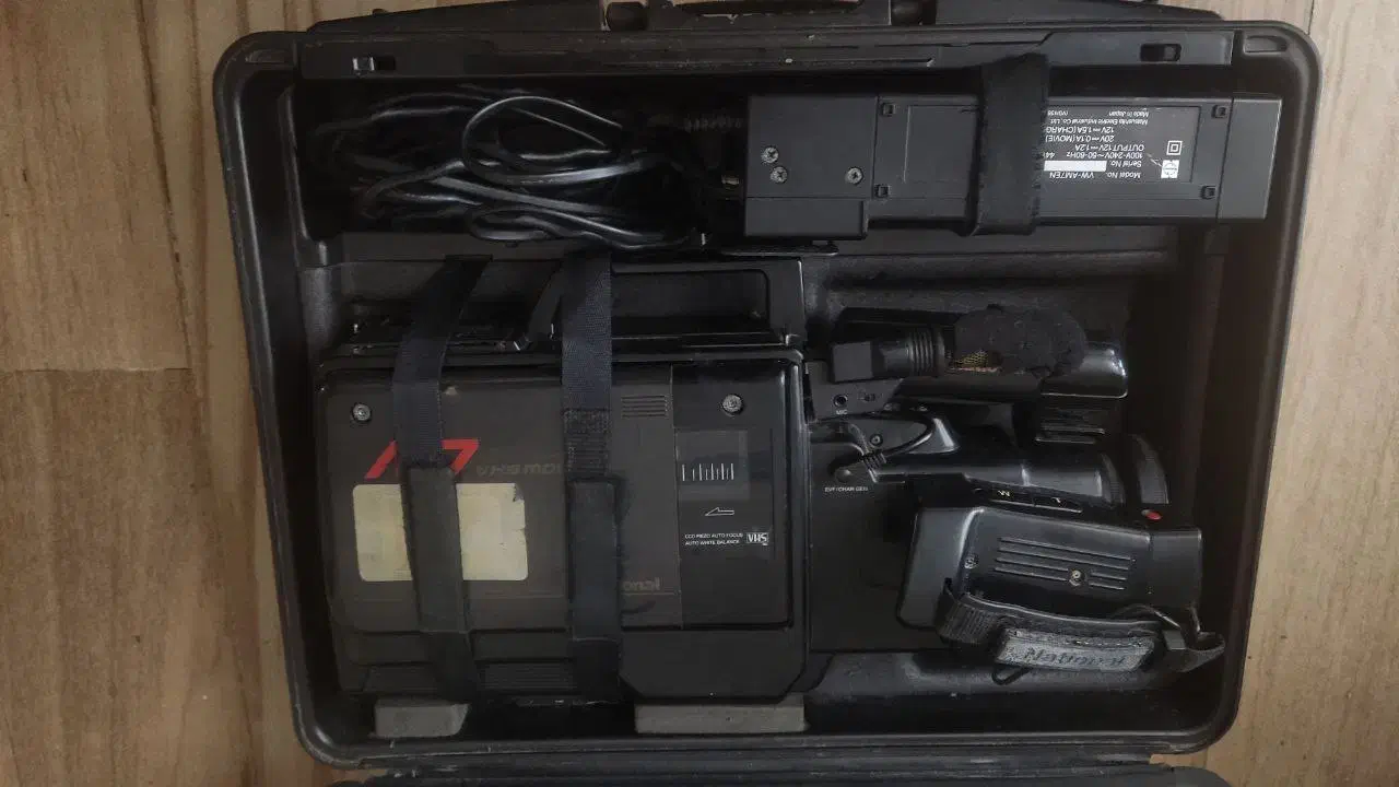 دوربین فیلم برداری ناسیونال|دوربین عکاسی و فیلم‌برداری|تهران, دروازه شمیران|دیوار