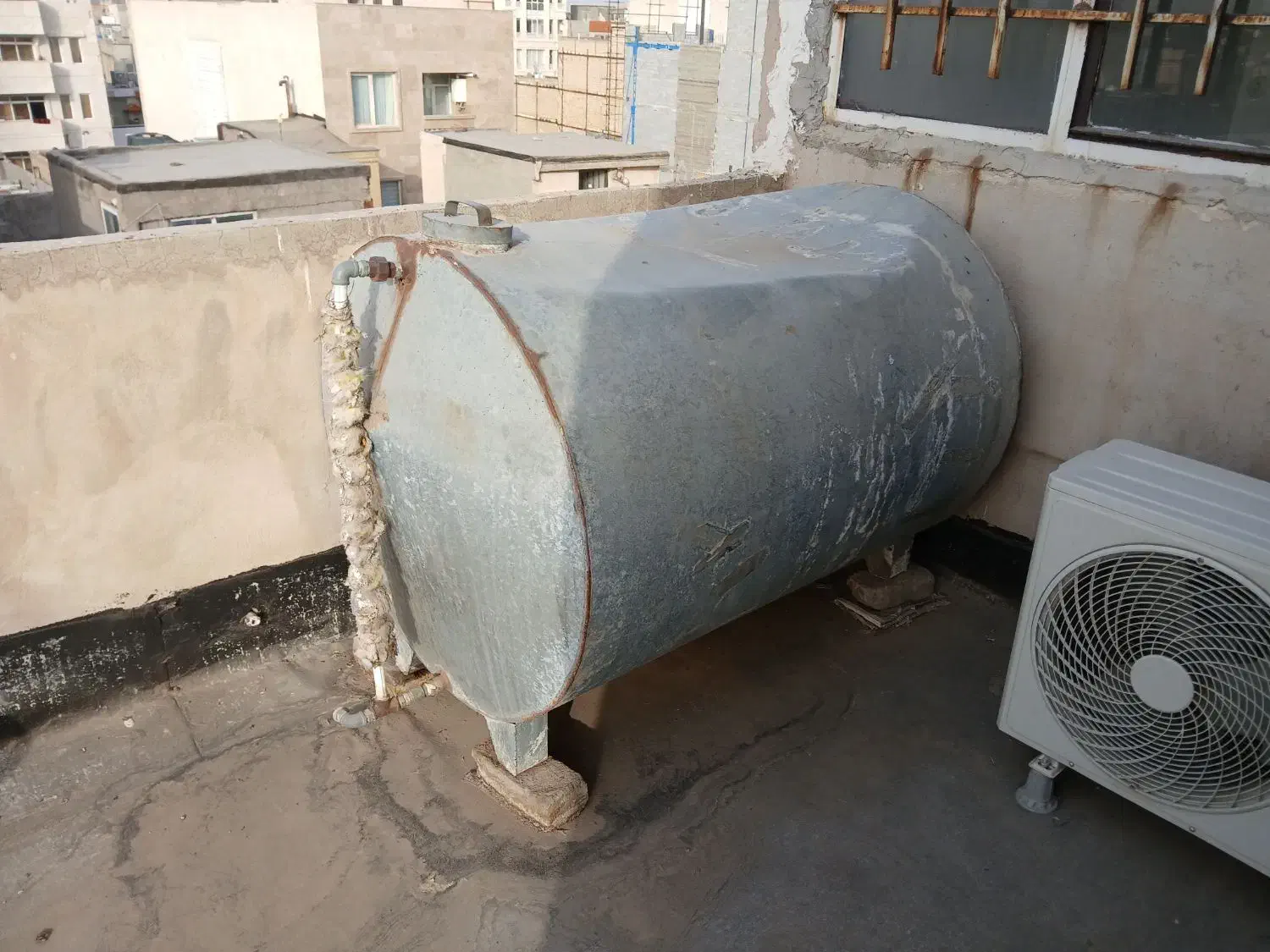 تانکر ۱۰۰۰ لیتری|مصالح و تجهیزات ساختمان|مشهد, هنرور|دیوار