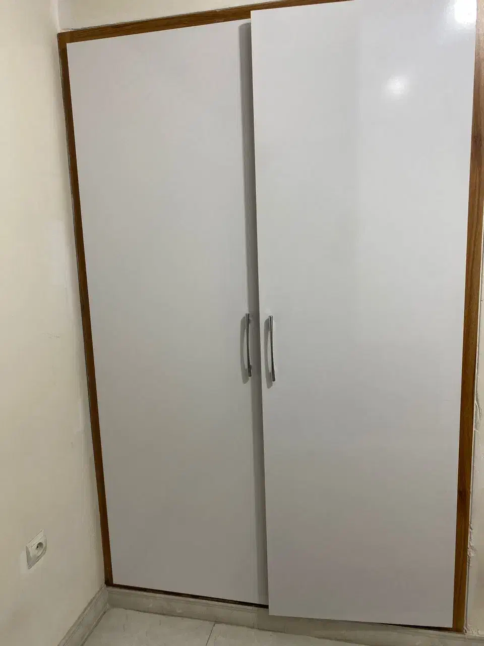 ۵۷متری/اقابابایی/اسانسور/انباری/اکازیون