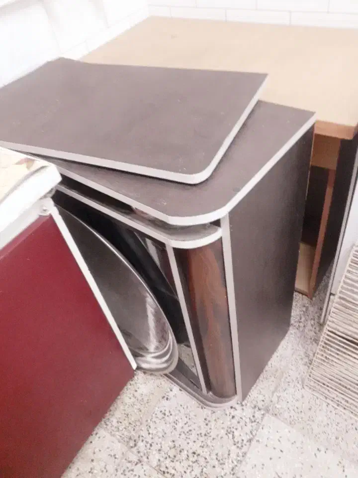 فروش میز کامپیوتر میز تلویزیون تشکتخت دو نفره|تشک تختخواب|نجف‌آباد, باهنر|دیوار