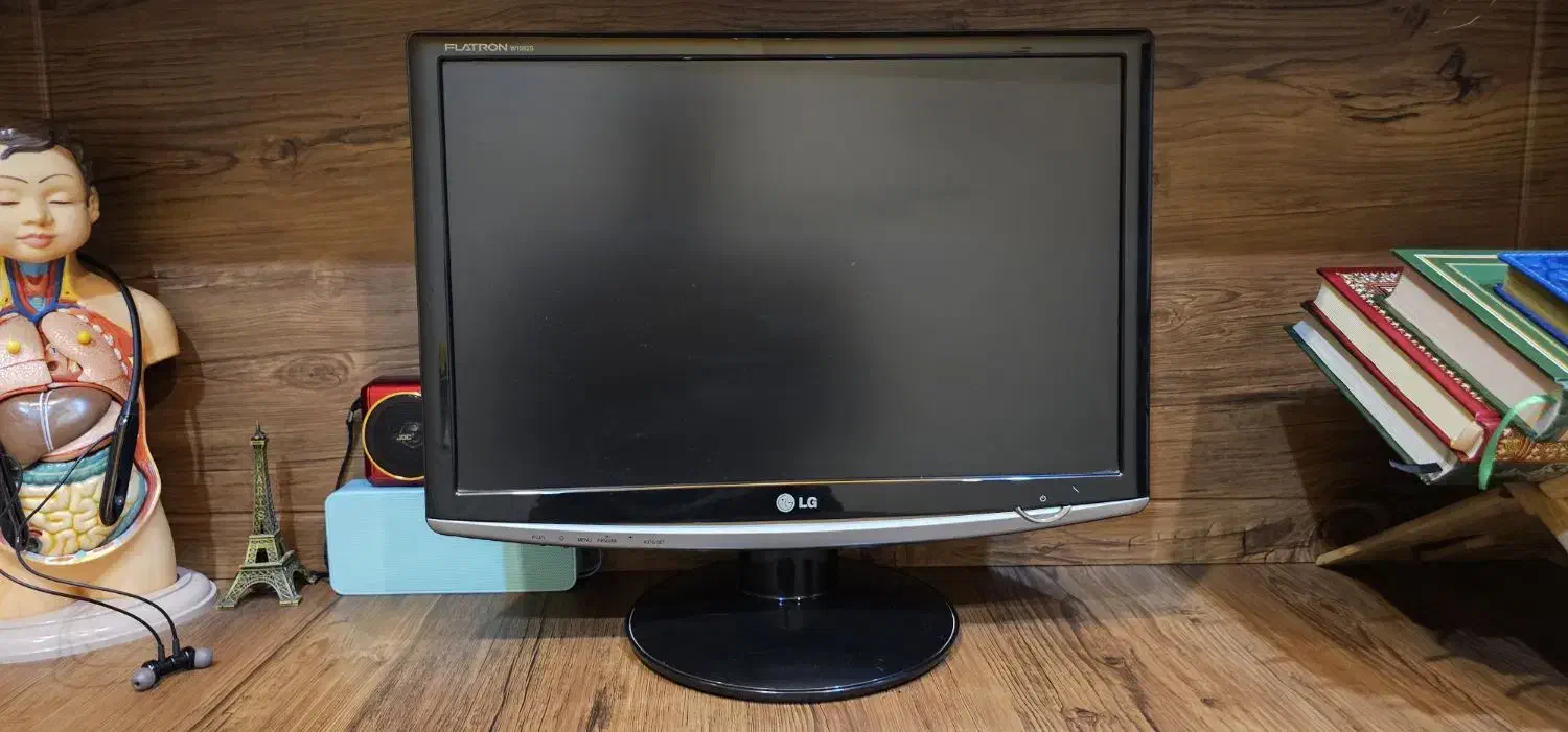 مانیتور LG|قطعات و لوازم جانبی رایانه|میاندوآب, |دیوار