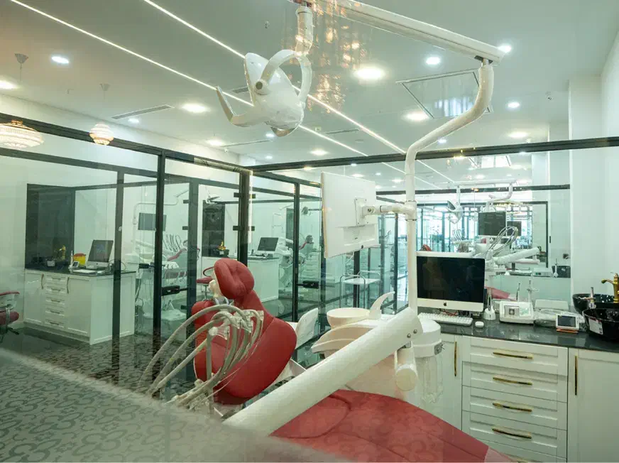 ویلایی550متری/سالن زیبای/موسسه/کلینیک/تمام مشاغل|اجارهٔ خانه و ویلا|شیراز, عفیفآباد|دیوار