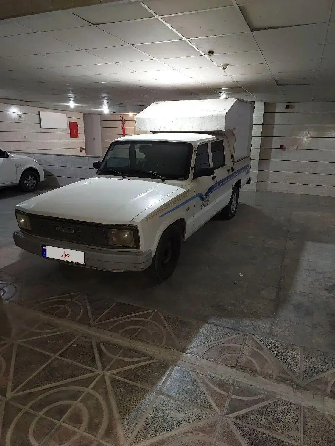 وانت مزدا دوکابین|خودرو سواری و وانت|شیراز, زند|دیوار