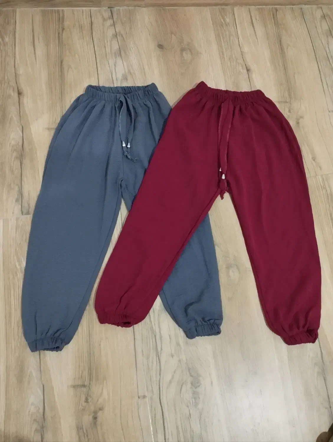 تعدادی لباس نو|لباس|رشت, حومه رشت|دیوار