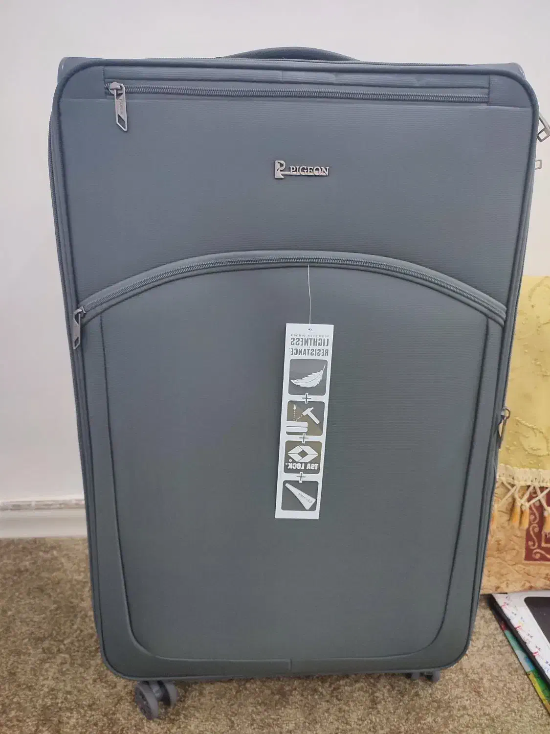 چمدان خارجی برندپیجون سایز بزرگ، نو|کیف، کفش، کمربند|بوشهر, |دیوار