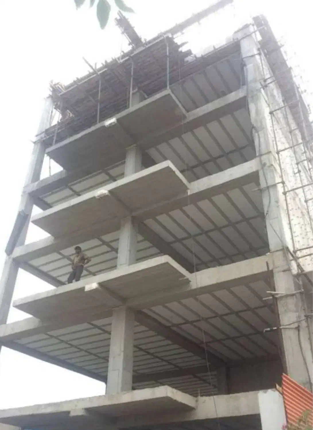 پیش فروش آپارتمان ۱۲۸ متری سه خوابه کوی گلزار|پیشفروش املاک|اصفهان, کوی گلزار|دیوار