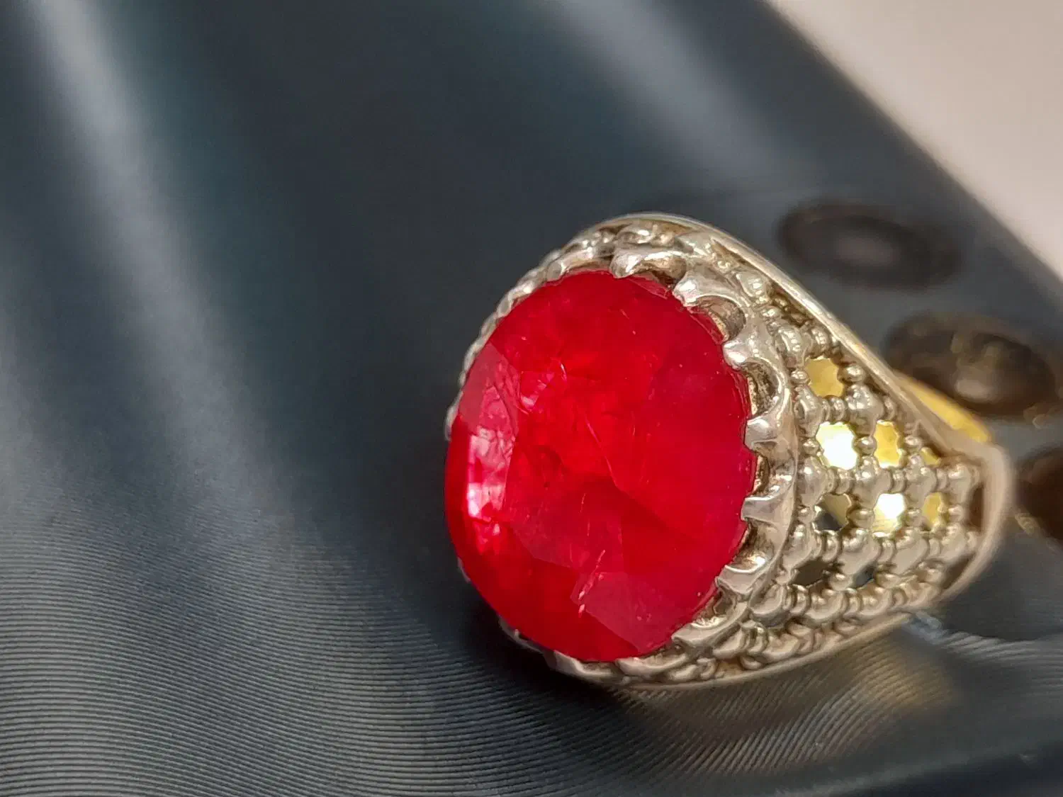 انگشتریاقوت سرخ افریقاRuby|جواهرات|قم, بلوار امین و ساحلی|دیوار
