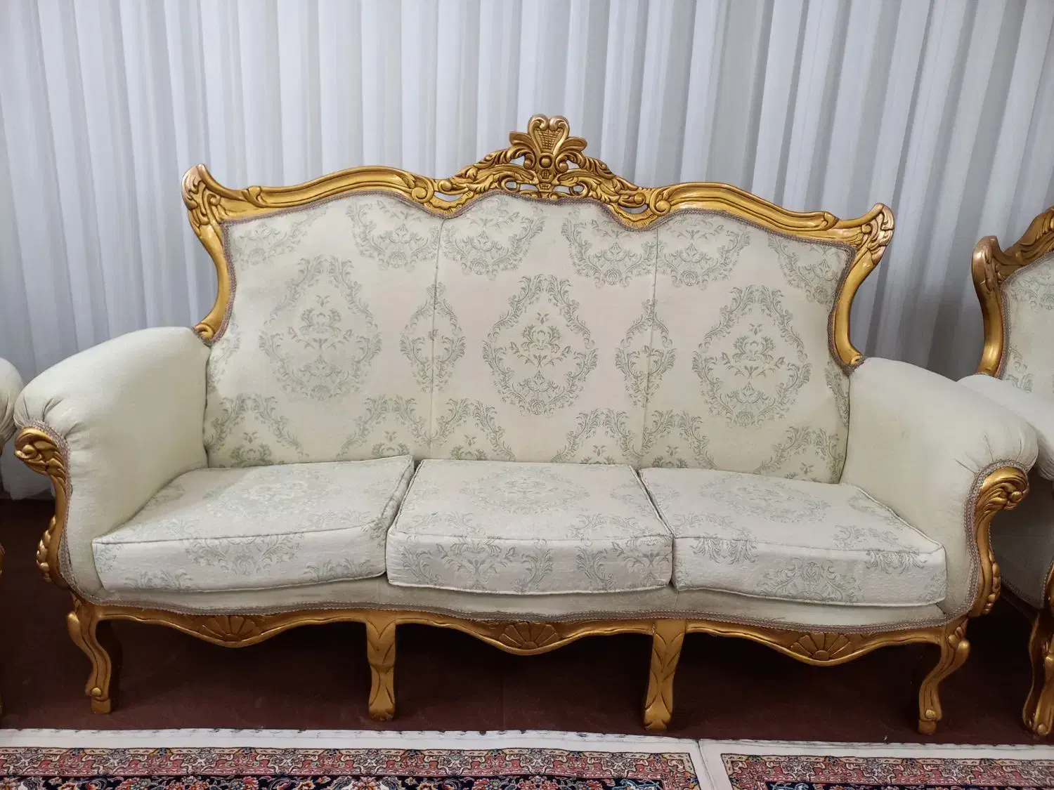 مبل سلطنتی ۹ نفره دسته متکایی|مبلمان خانگی و میز عسلی|خوی, |دیوار