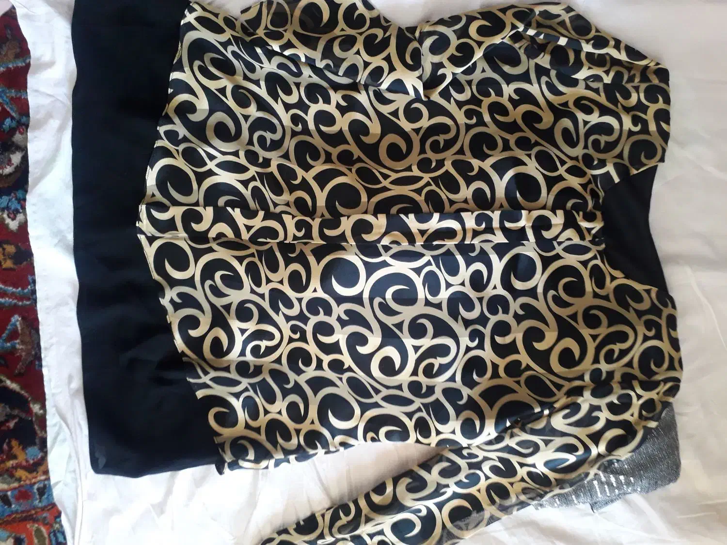 لباس و پیراهن های مجلسی|لباس|میانه, |دیوار