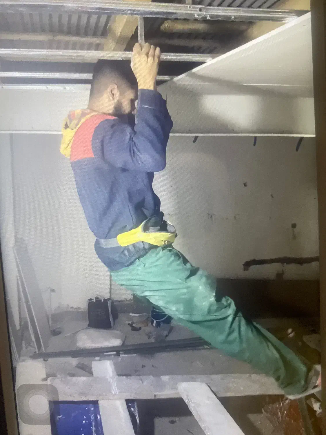 اجرای کناف با ضمانت ۲۰ ساله|خدمات پیشه و مهارت|رشت, نظری|دیوار