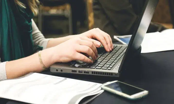 انجام کلیه خدمات تایپ در برنامه Word|خدمات رایانه‌ای و موبایل|اصفهان, ملک‌شهر|دیوار
