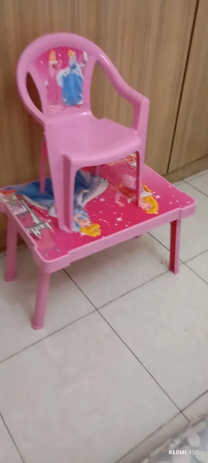 میز صندلی کودک|اسباب و اثاث بچه|همدان, |دیوار