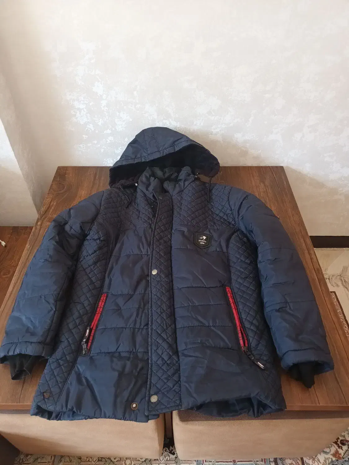 کاپیشان پسرانه|لباس|ابریشم, |دیوار