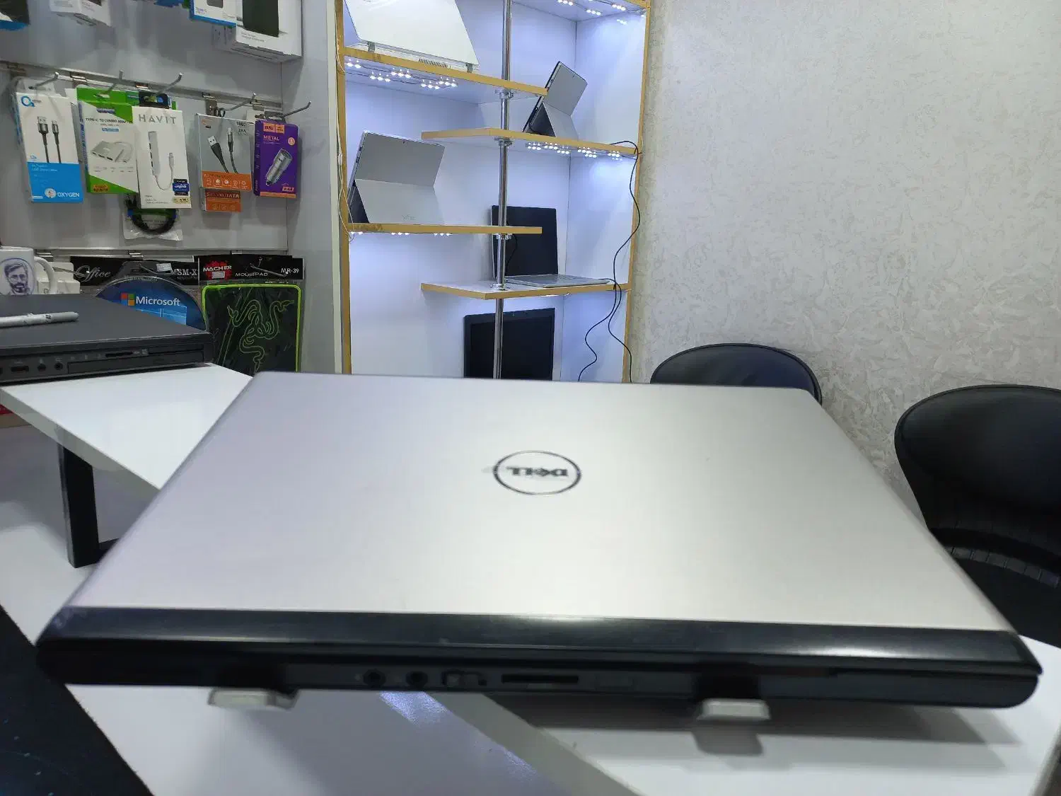 لپتاپ گرافیکدار زیبا دل وسترو|رایانه همراه|قم, ارم|دیوار