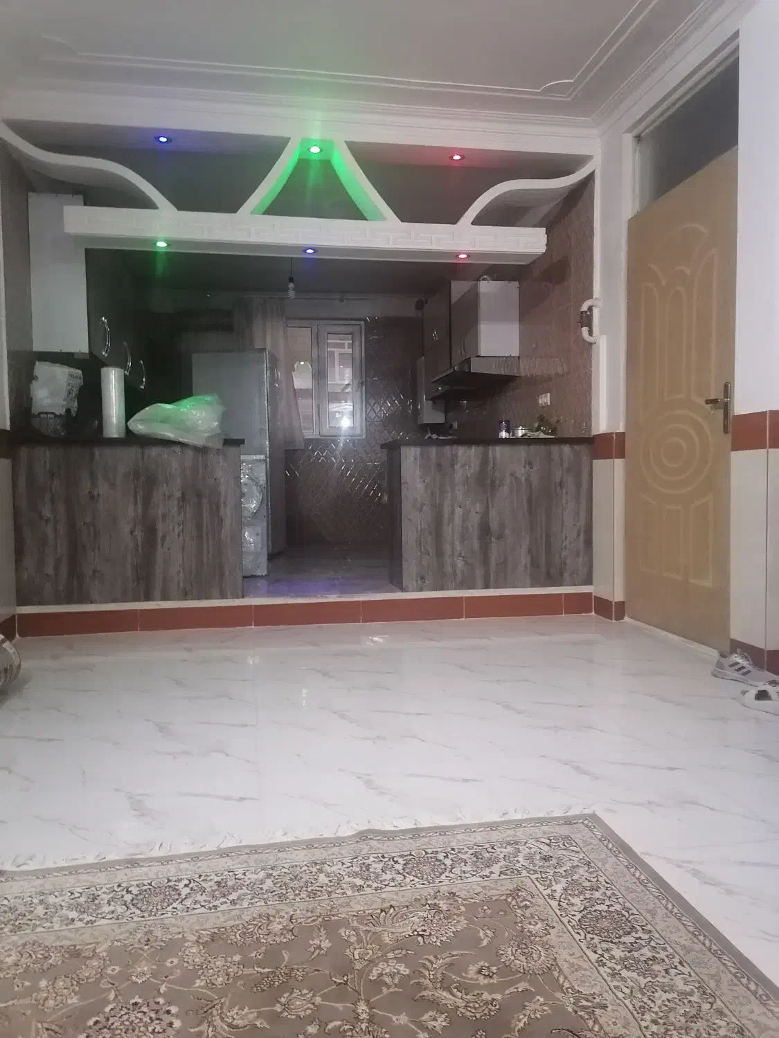 اجاره ی واحد 95 متری خیابان اصلی نبوت|اجارهٔ آپارتمان|نسیمشهر, |دیوار