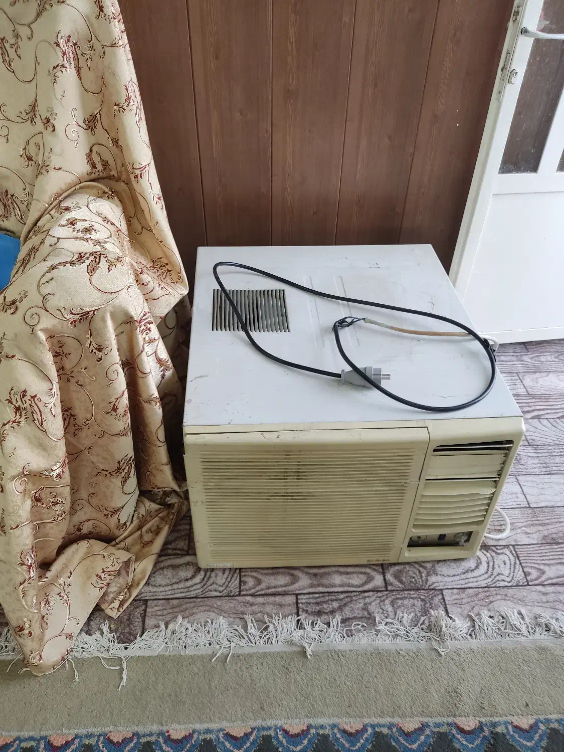 کولرگازی ژاپنی سوپرا پشت پنجره ای|کولر گازی و فنکوئل|نجفآباد, ویلاشهر|دیوار