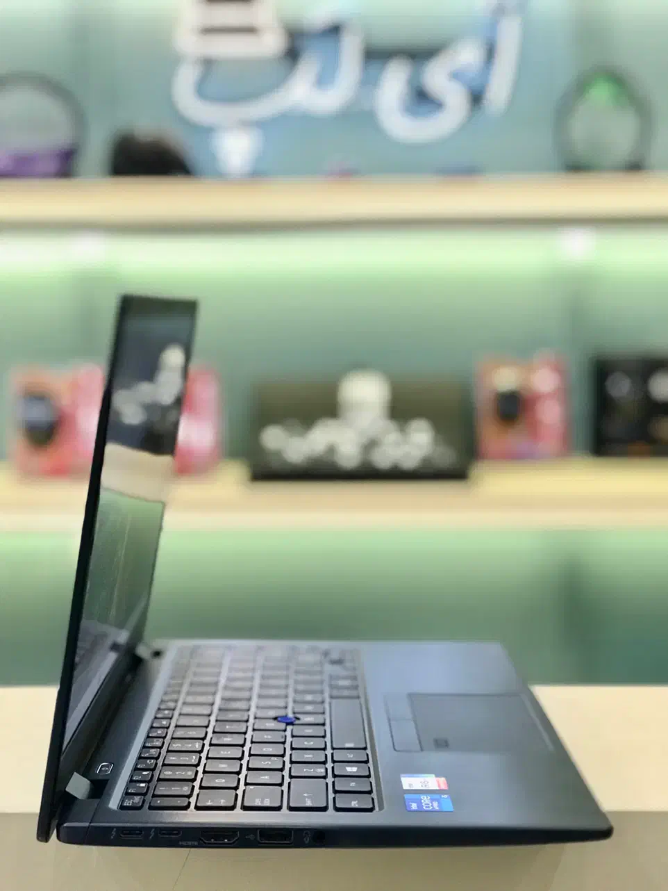 لپتاپ توشیبا سبک ترین لپتاپ جهان|رایانه همراه|قم, صفائیه|دیوار