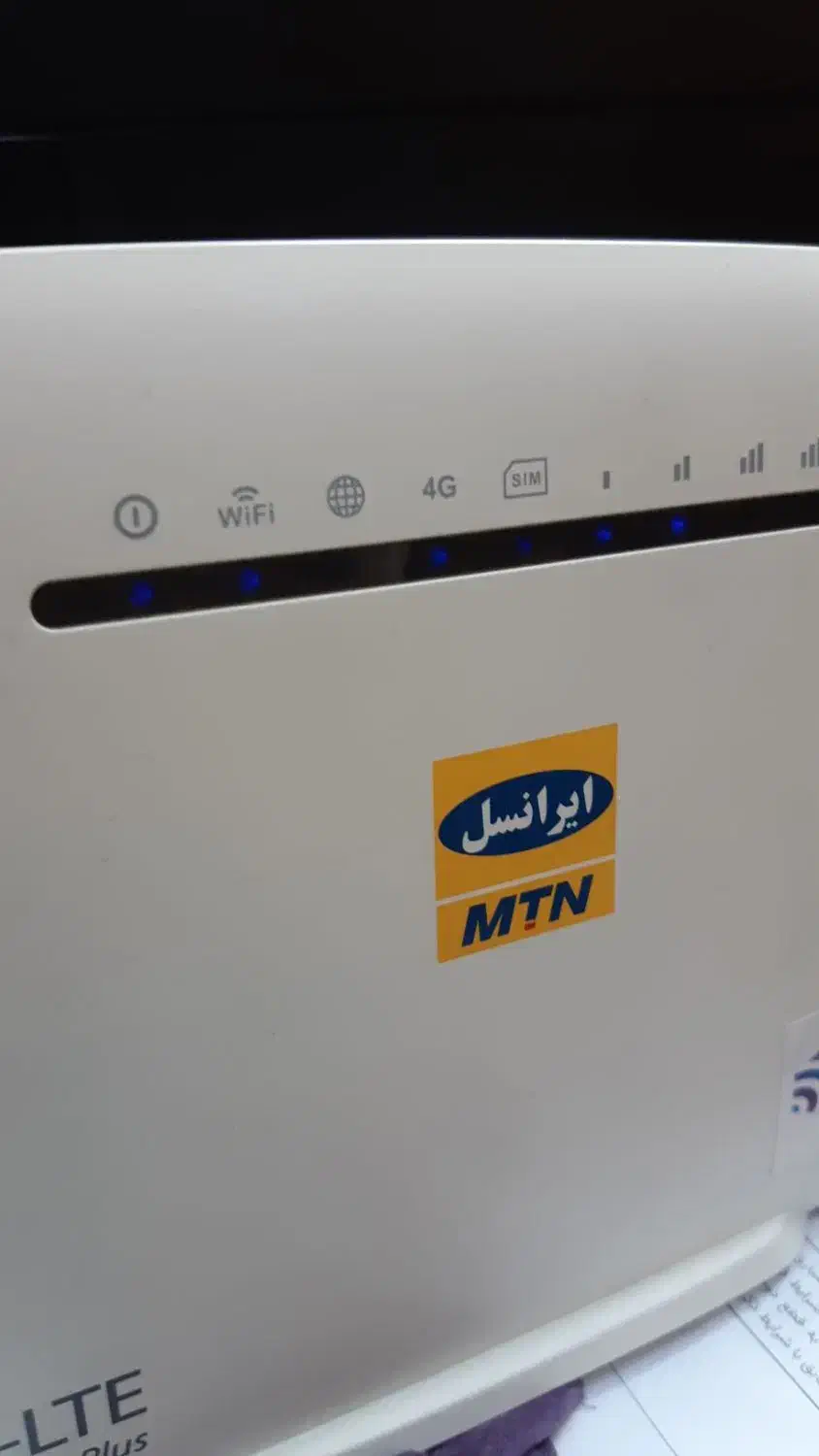 مودم 2101 پلاس با سیم دیتا ۴۰ گیگ بسته اولیه|مودم و تجهیزات شبکه|تهران, یافتآباد|دیوار
