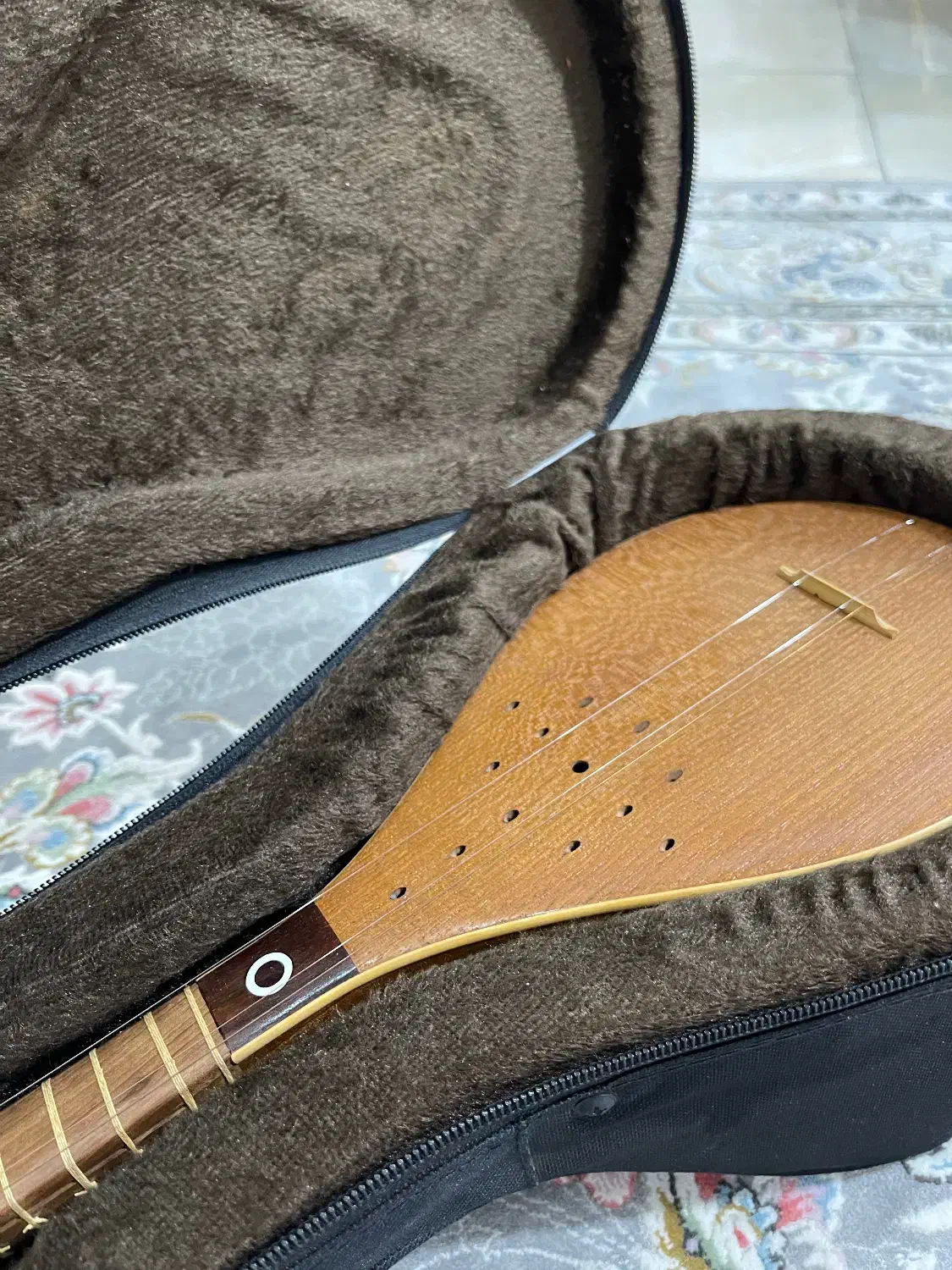 سه تار|سازهای سنتی|شهریار, شهریار|دیوار