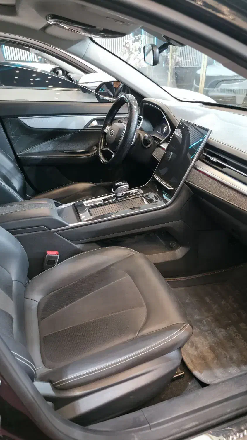 کی ام سی j7 مدل ۴۰۲(نقد و اقساط)|خودرو سواری و وانت|مشهد, تربیت (صدف)|دیوار