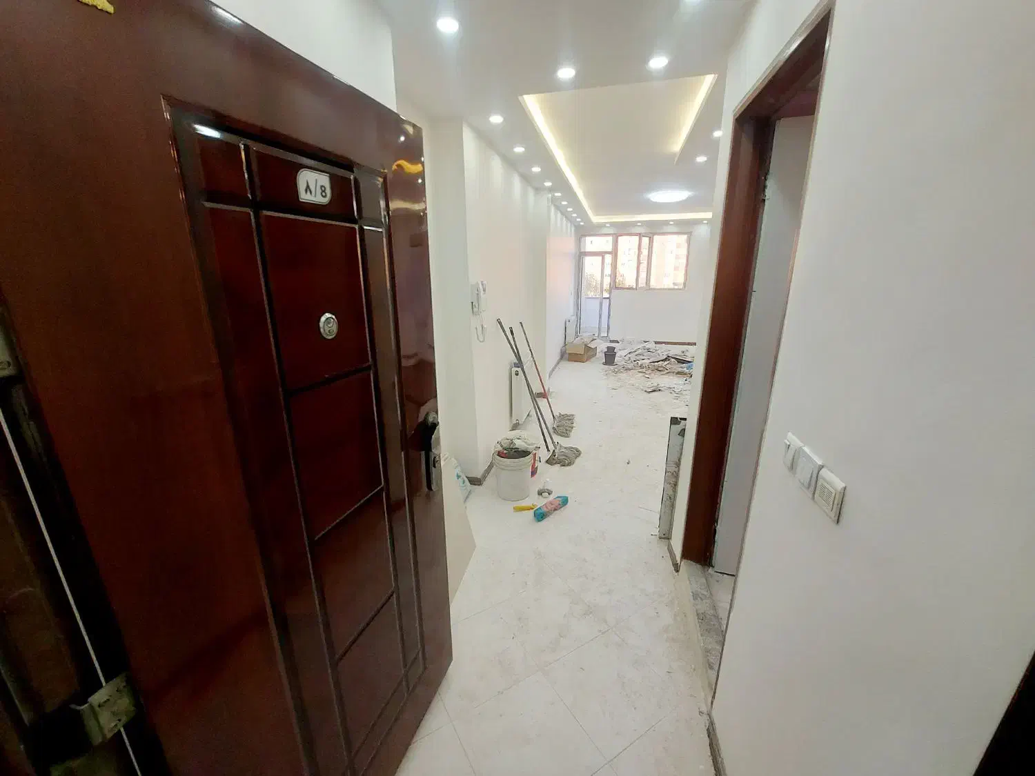 شهرک ابریشم/مجتمع کاج/فول لوکس/مرکز شهر|فروش آپارتمان|چهارباغ, |دیوار