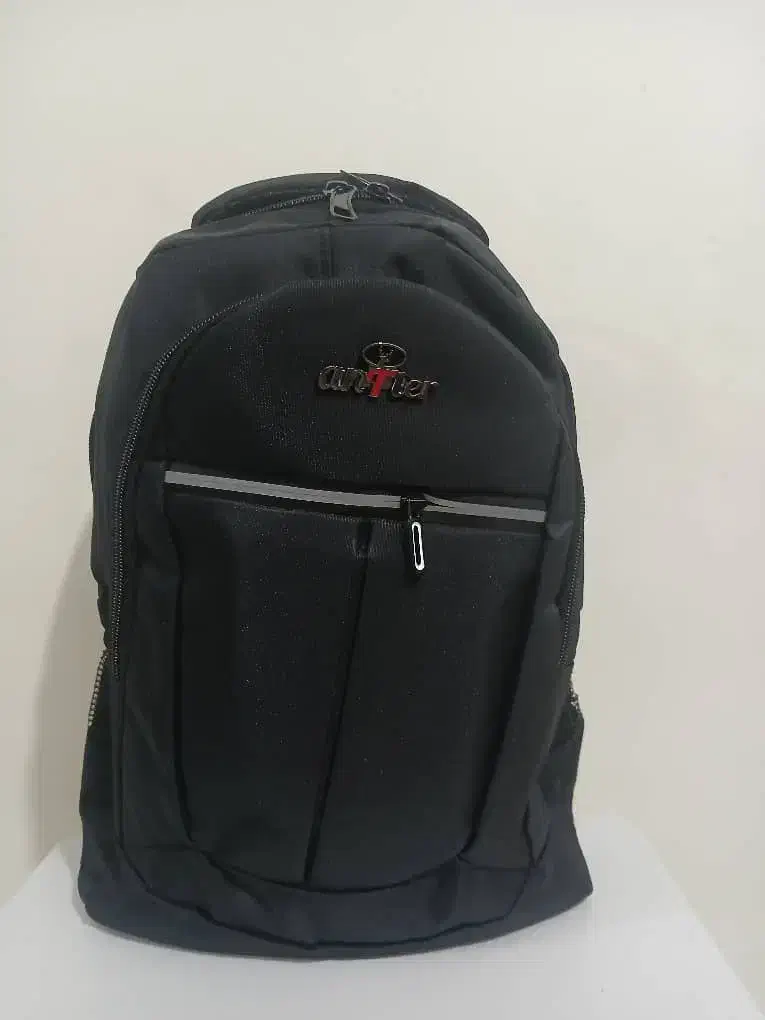 کیف مدرسه|کیف، کفش، کمربند|ایلام, |دیوار