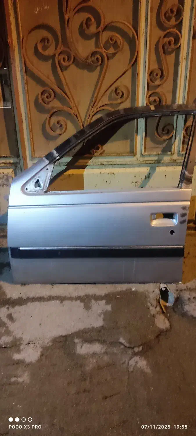 فروش درب پژو ۴۰۵سمت چپ درب راننده|قطعات یدکی و لوازم جانبی|لنده, |دیوار