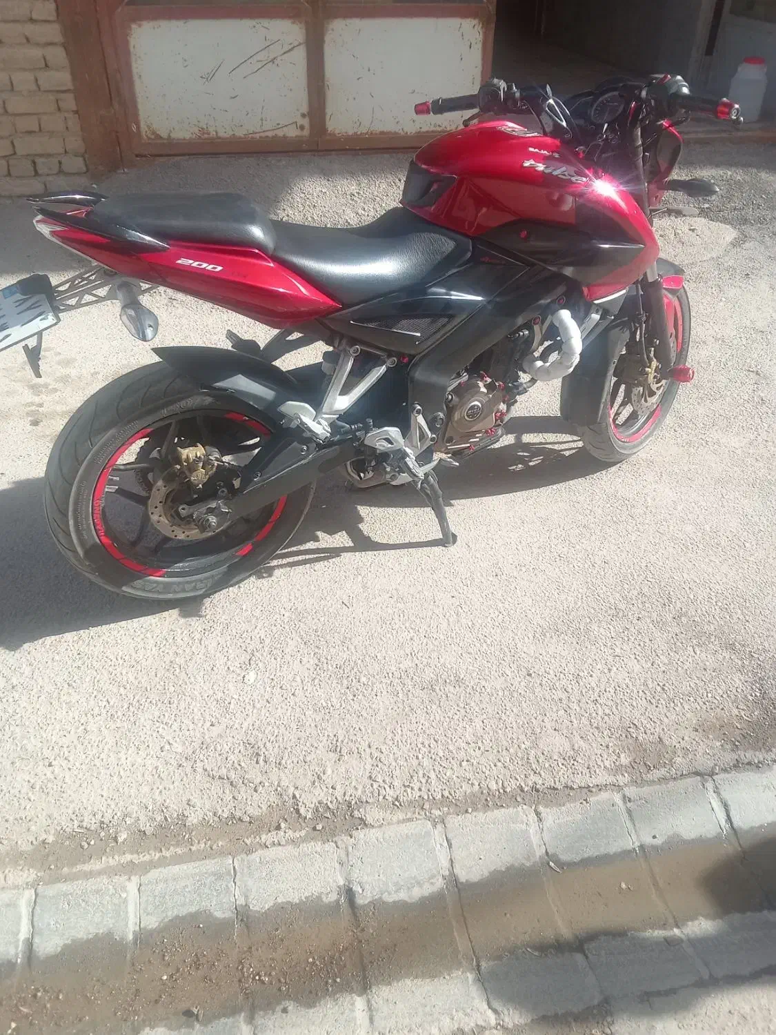 انس۲۰۰|موتورسیکلت|قوچان, |دیوار