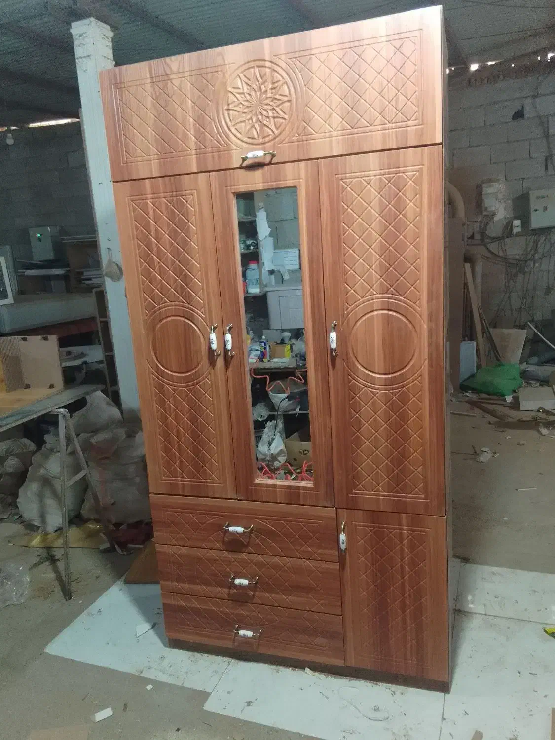 کمد انباری دار بزرگ قیمت مناسب|جاکفشی، کمد، دراور|پارس‌آباد, |دیوار