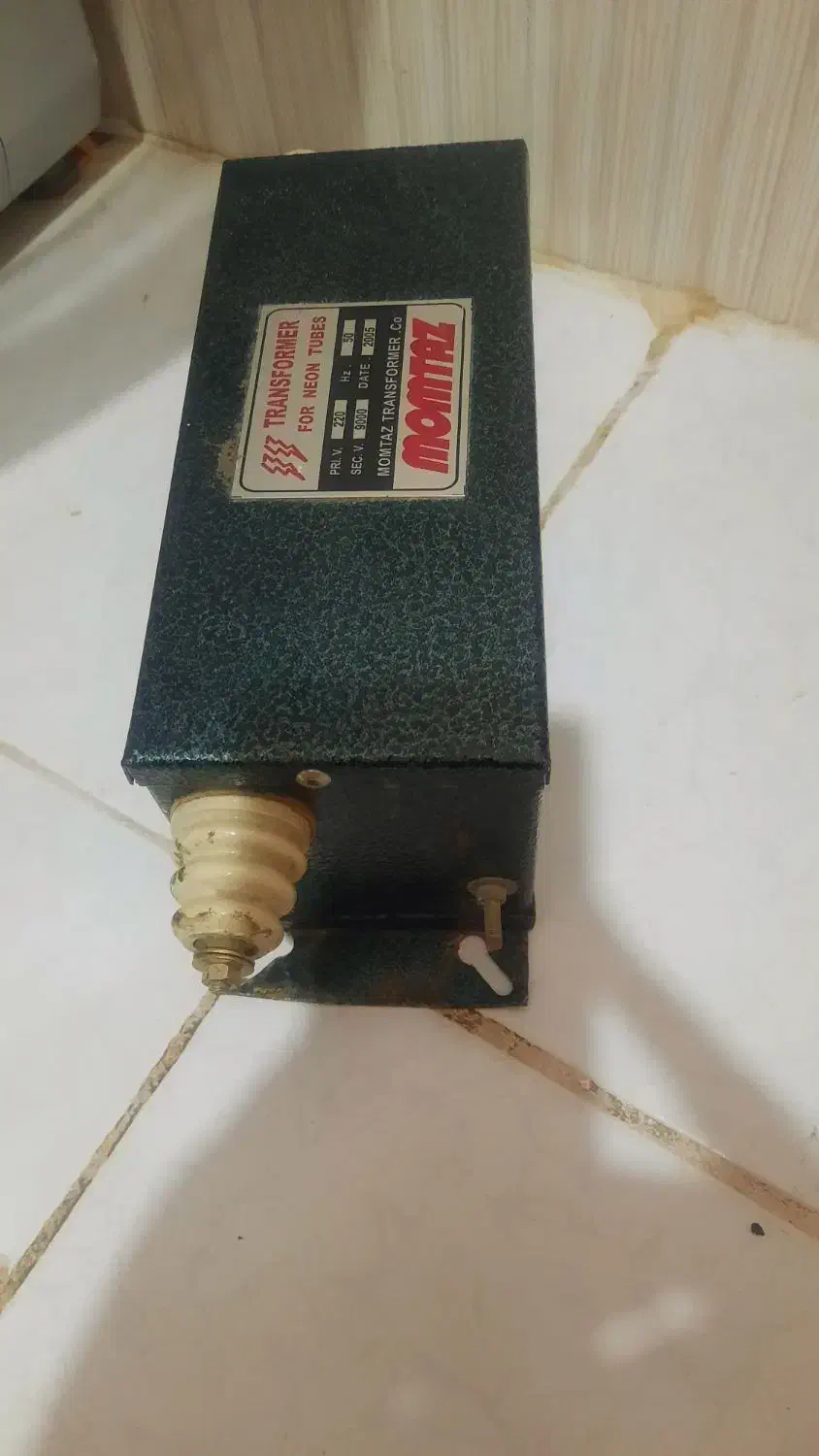 تلوزیون ۲۱ اینچ سامسونگ و یک عدد بخاری گازی|تلویزیون و پروژکتور|گلبهار, شهر جدید گلبهار|دیوار