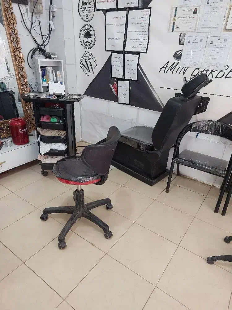 صندلی اصلاح وسرشور آرایشگاه زنانه|آرایشگاه و سالنهای زیبایی|شاهینشهر, فدک|دیوار