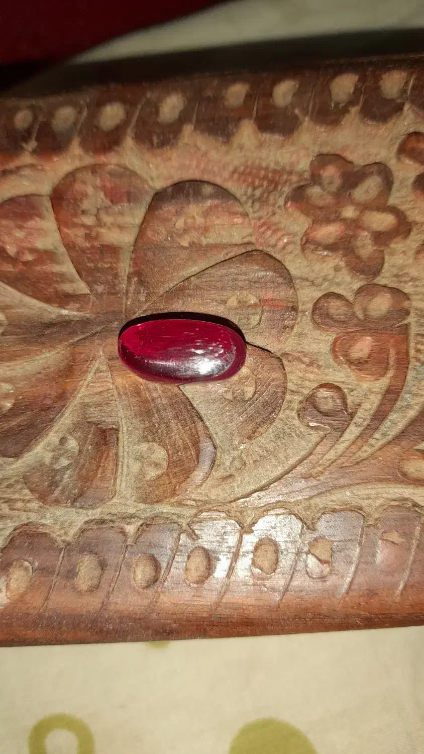 سنگ یاقوت اصل قیمتی|کلکسیون اشیاء عتیقه|اهر, |دیوار