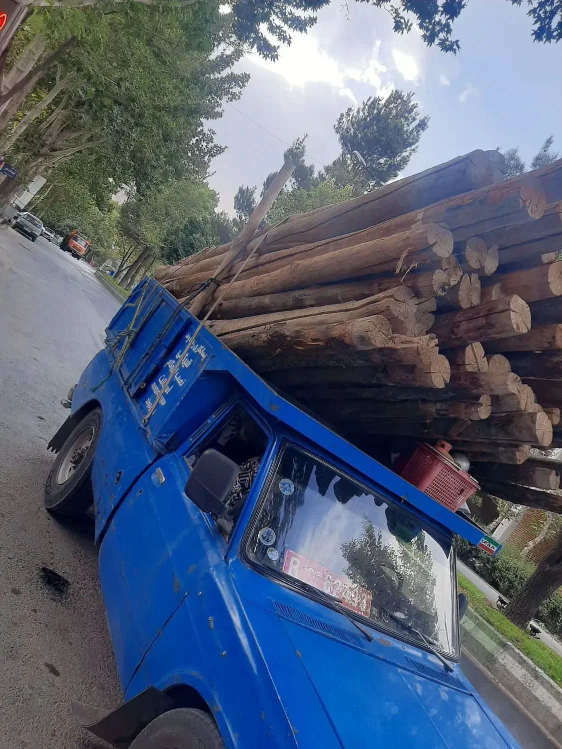 نیسان ۸۲|خودرو سواری و وانت|ملارد, |دیوار