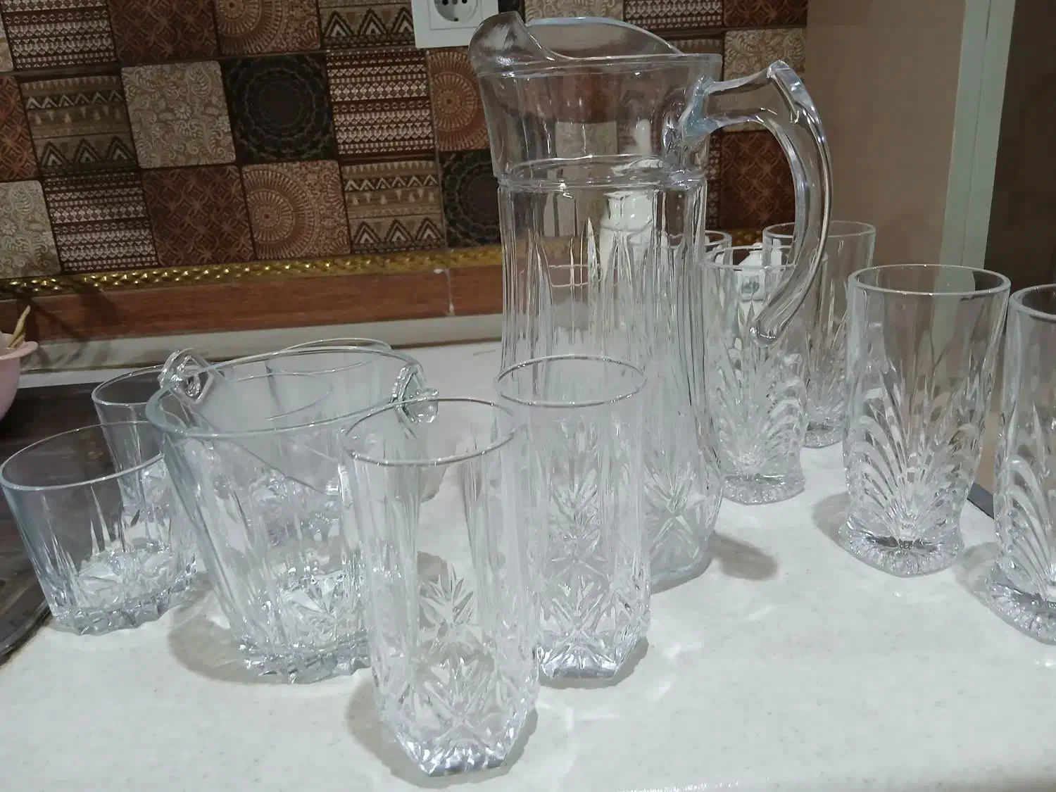 لیوان و نیم لیوان جهت کسری|ظروف سرو و پذیرایی|مشهد, رسالت|دیوار