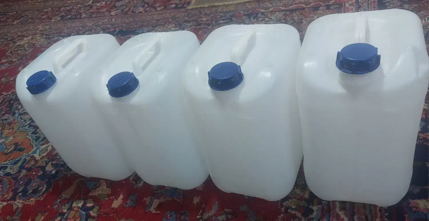 ۲۰لیتری جنس خوب نو|ظروف نگهدارنده، پلاستیکی، یک‌بارمصرف|کرمان, |دیوار